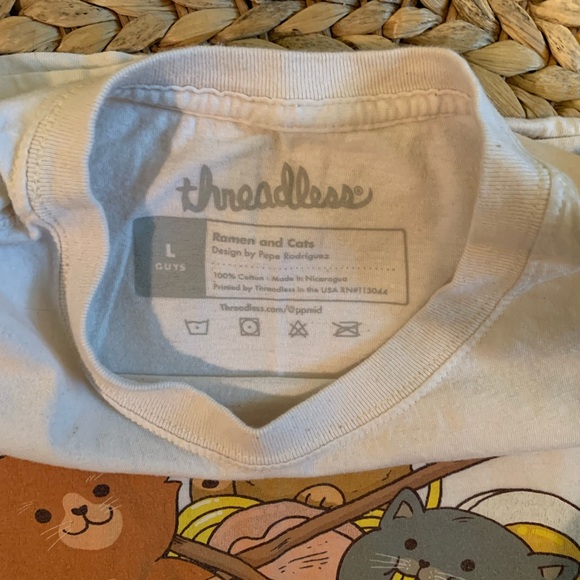 Cats Eating Noodles Tee - Picture 3 of 4